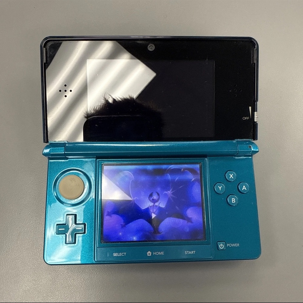 Nintendo 3DS Shimmering Blue Handheld Console